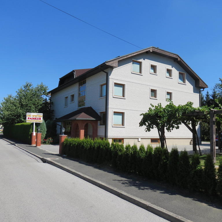Rooms And Apartments Panker Moravske Toplice Chambre photo